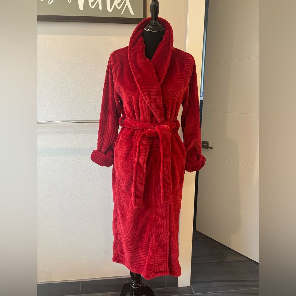 Natori Plush Red Women's Robe
